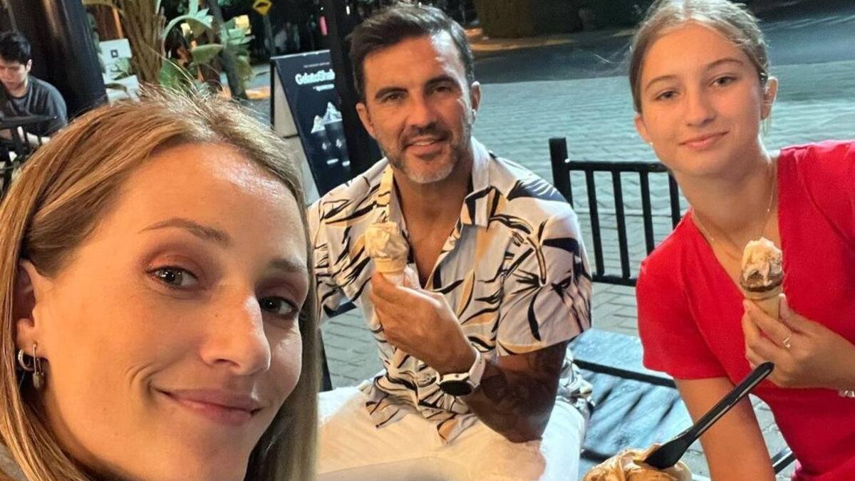 Fabián Cubero junto a su hija Indiana y Micaela Viciconte. Foto: Instagram @fabiancuberooficial.