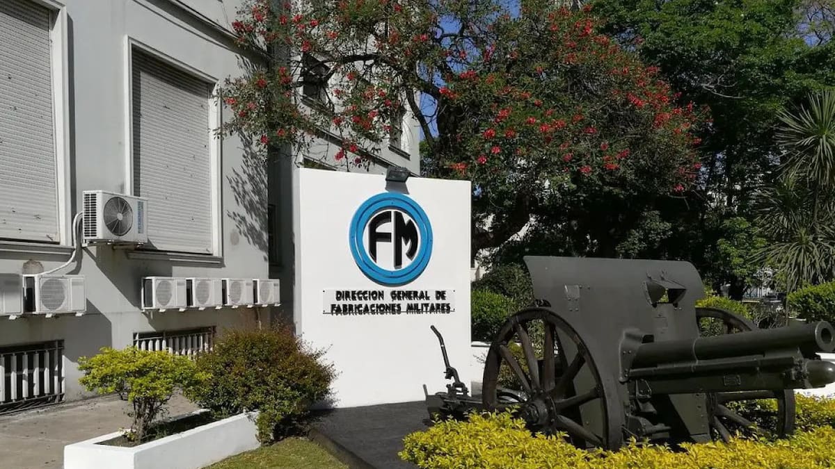 Fabricaciones Militares.