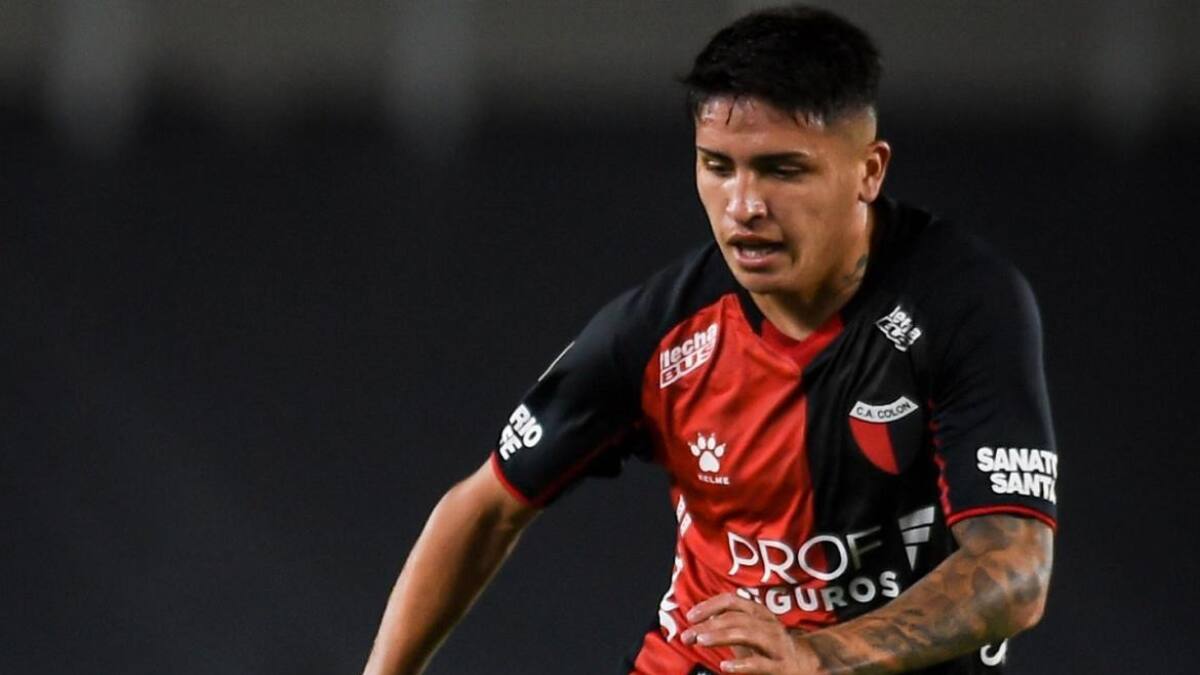 Facundo Farias, Colón de Santa Fe.