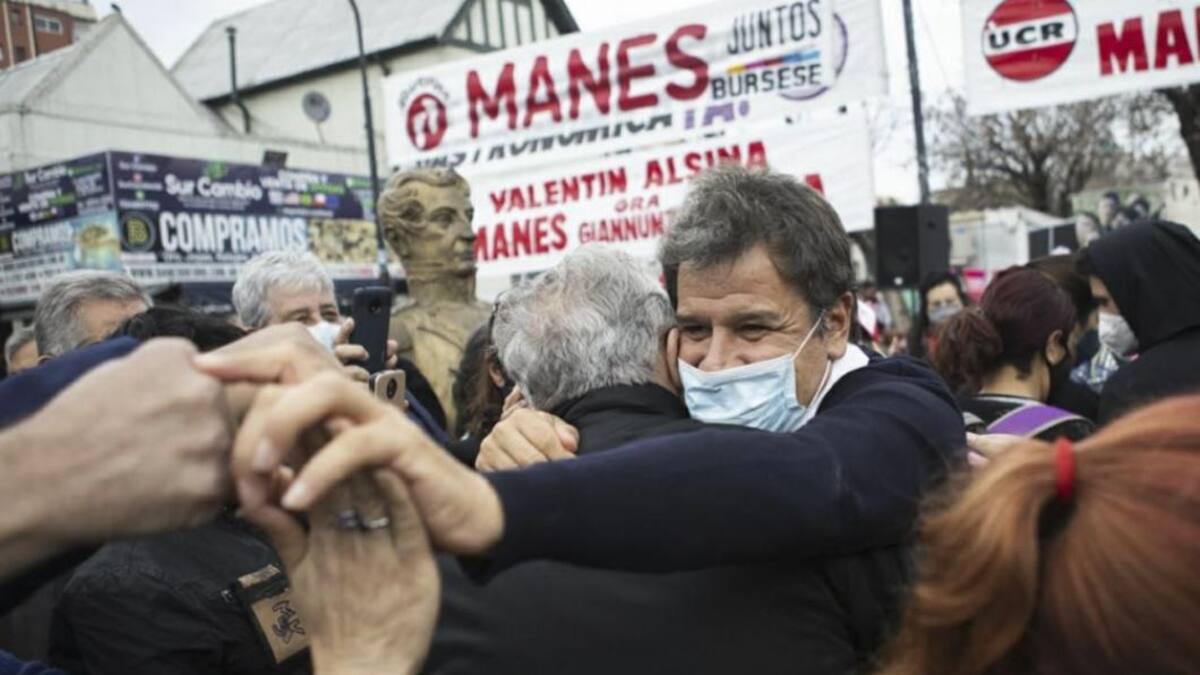 Facundo Manes, UCR, NA