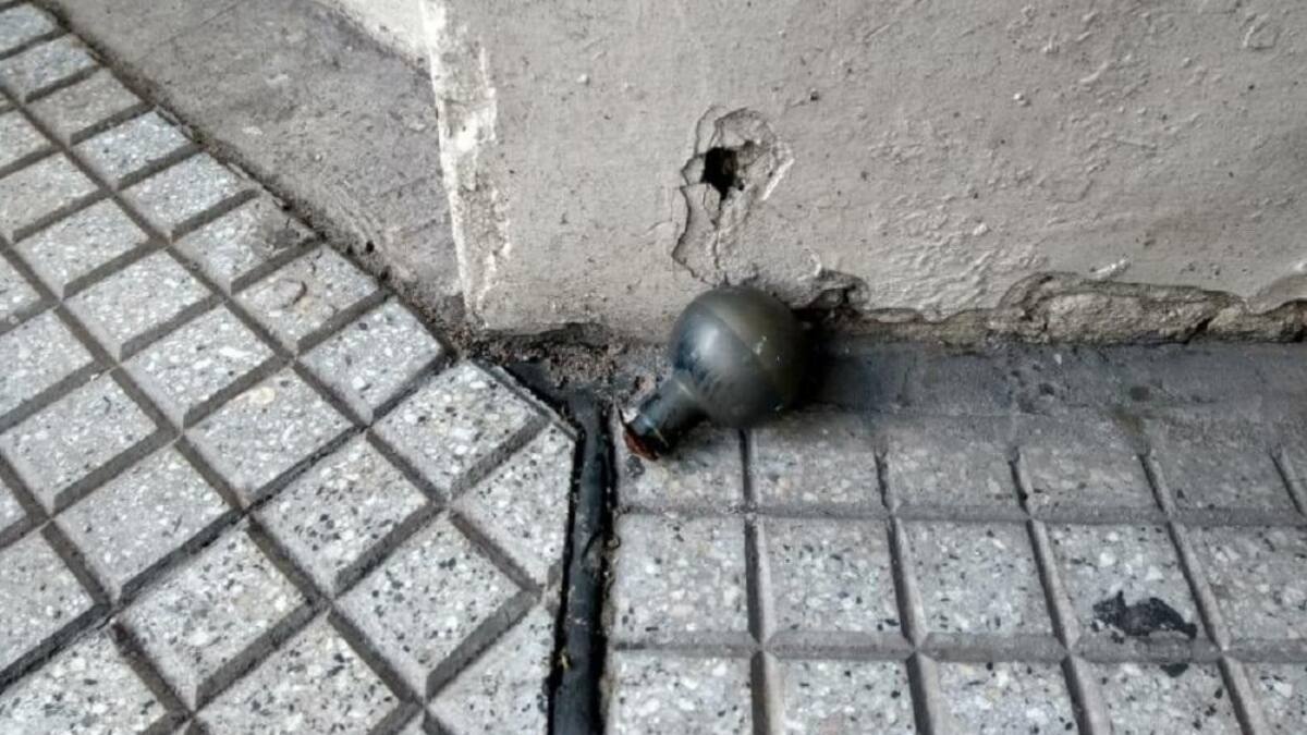 Falsa alarma en Cumbre del G20 - Granada de mano era bocha de palanca de cambio