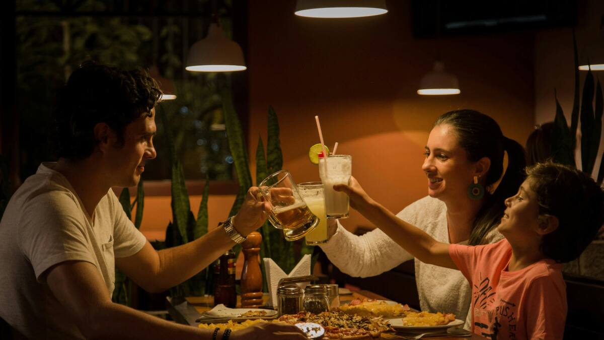 Familia, convivencia. Foto: Unsplash.