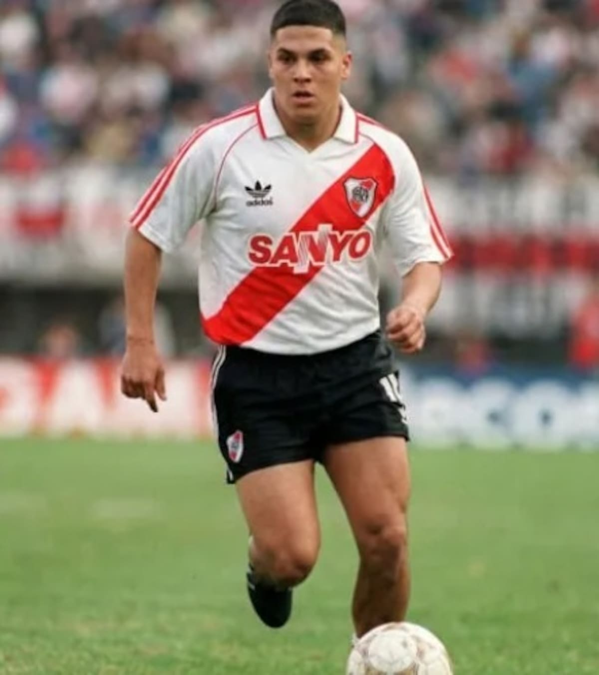 Fecha retro en el fútbol argentino.