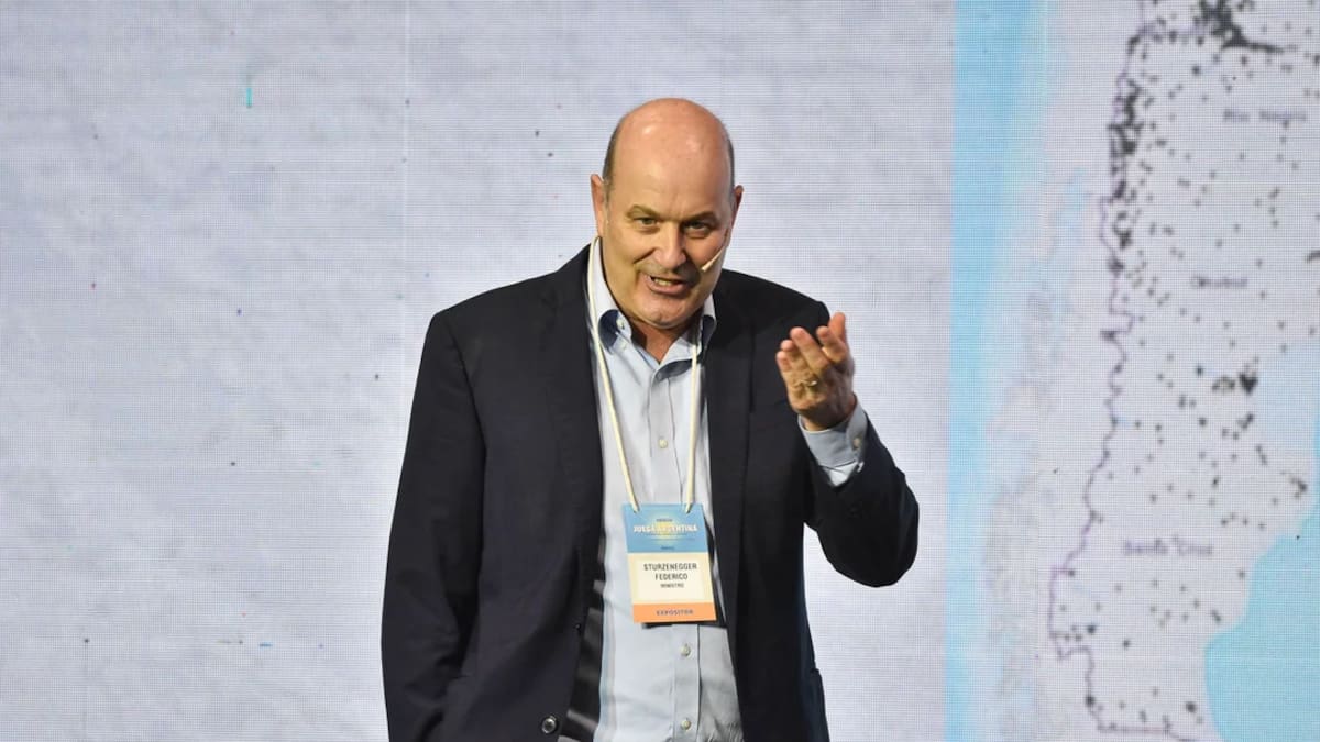 Con un pedido a los gobernadores, Sturzenegger adelantó el paquete de reformas que enviará al Congreso