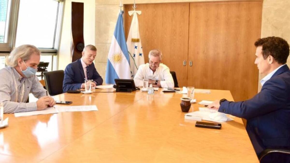 Felipe Solá conversó con el secretario de Estado estadounidense, NA.