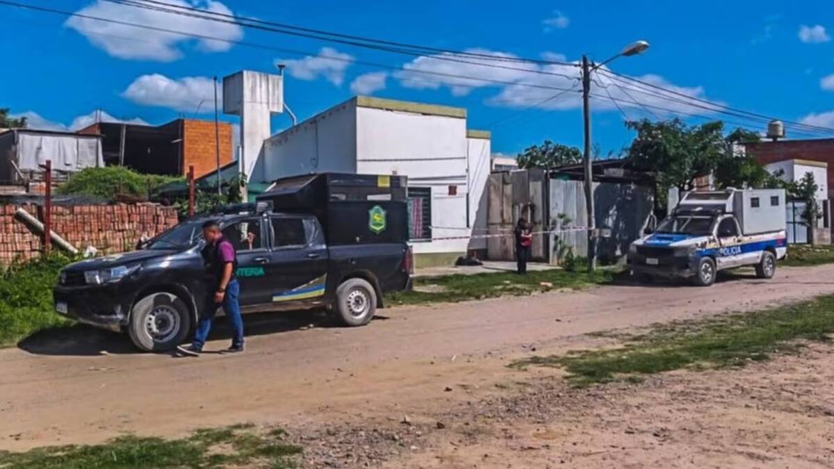 Conmoción en Salta: dos menores hallaron a su madre asesinada y a la pareja de ella ahorcada en su vivienda