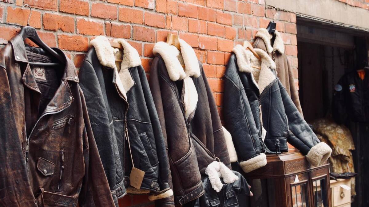 Feria de ropa. Foto: Unsplash