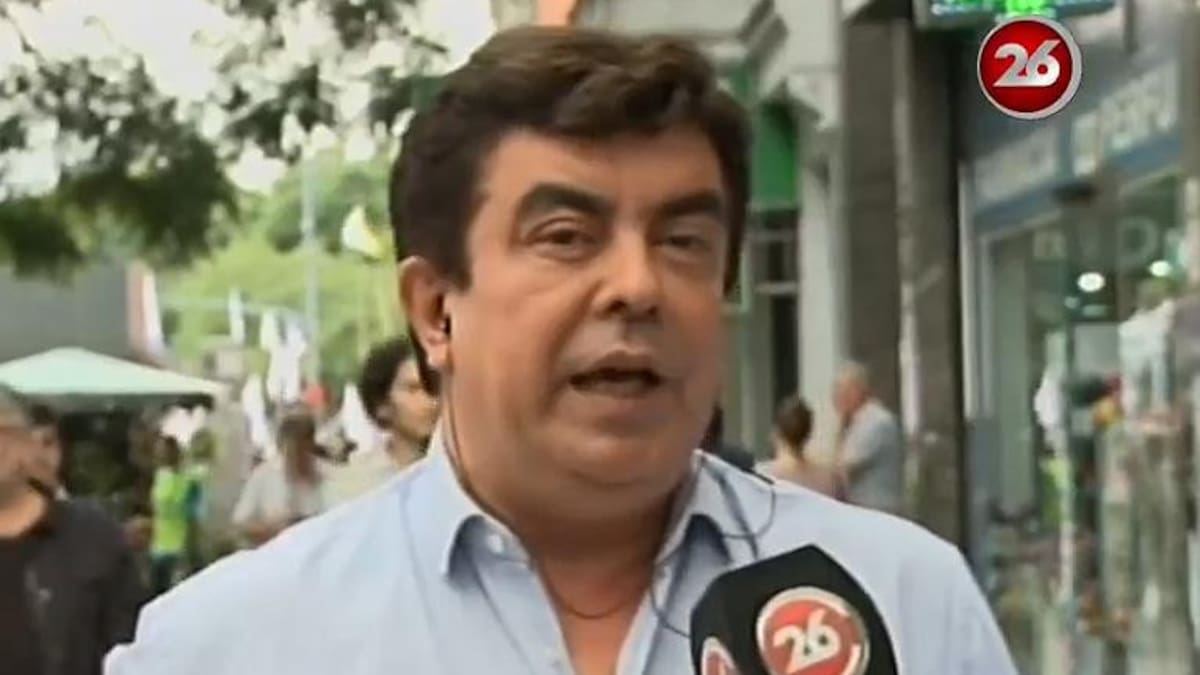 Fernando Espinoza en marcha de CTA - Canal 26