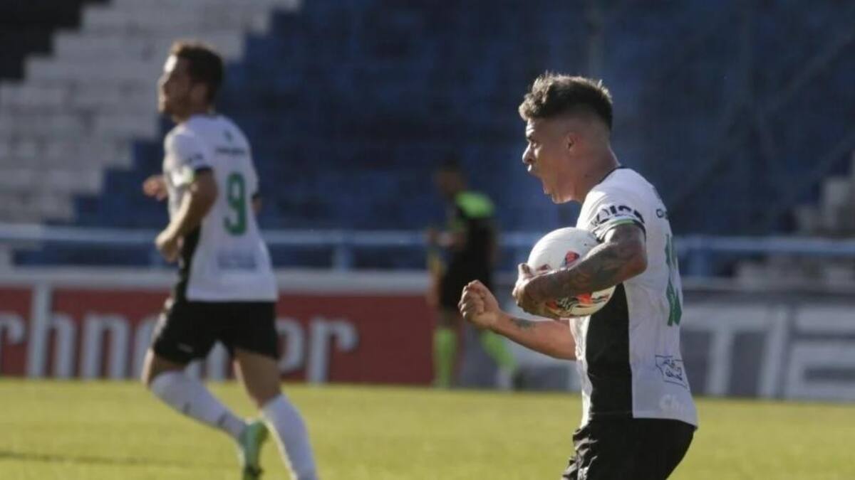 Ferro vs. Almagro. Foto: prensa ferro