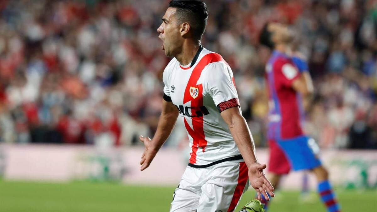 Festejo de Falcao para el Rayo Vallecano ante el Barcelona por La Liga, AGENCIA EFE