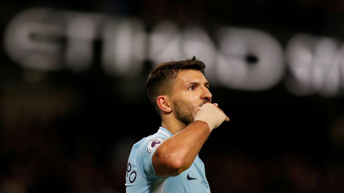 Festejo de gol de Sergio Kun Aguero