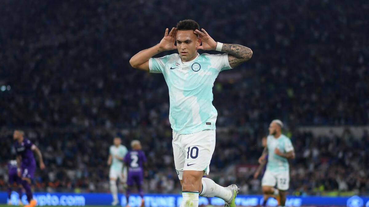 Festejo de Lautaro Martínez para Inter ante Fiorentina por Copa Italia. Foto: REUTERS.