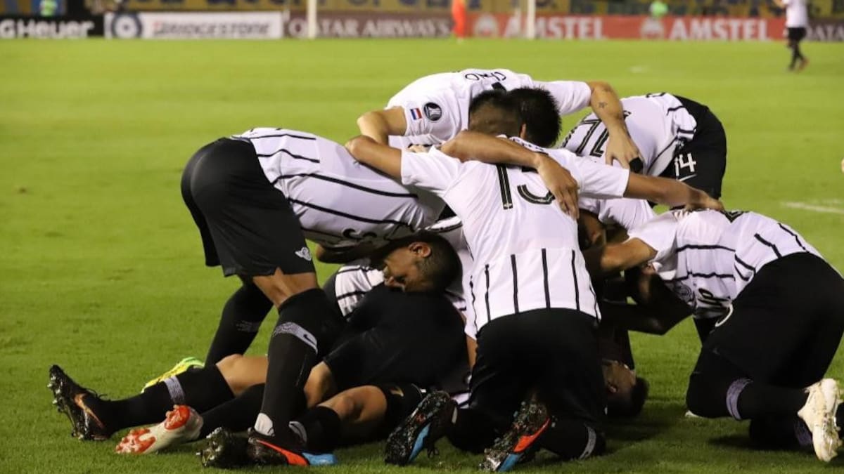 Festejo de Libertad de Paraguay ante Rosario Central en Copa Libertadores