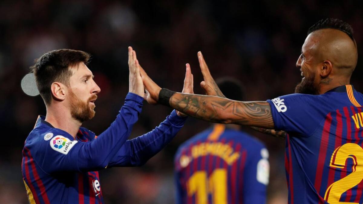 Festejo de Messi y Vidal en el Barcelona (Reuters)