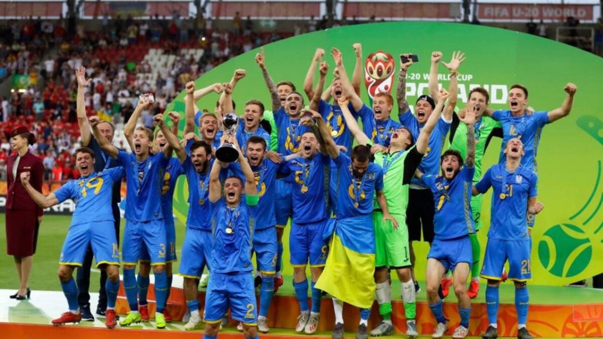 Festejo de Ucrania, campeón del Mundial Sub 20 de Polonia 2019