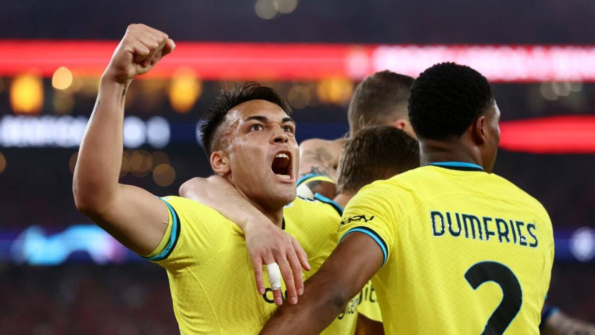 Festejo del Inter ante el Benfica por la Champions League. Foto: REUTERS.