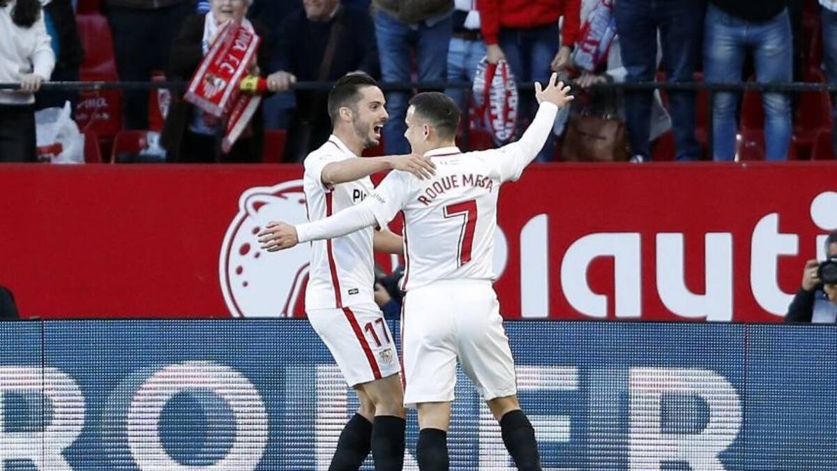 Festejo del Sevilla ante el Alaves por la Liga Santander