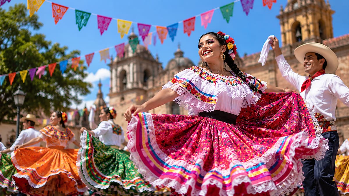 Folklore, foodtrucks y chocolate caliente gratis: así será el gran festival del 25 de Mayo de cara al próximo fin de semana largo