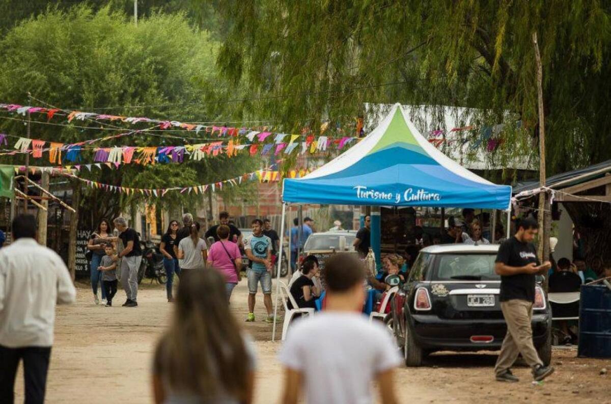 Fiesta de la Empanada de Pescado de Río, en Puerto Sánchez (Entre Ríos). Foto: Municipalidad de Paraná