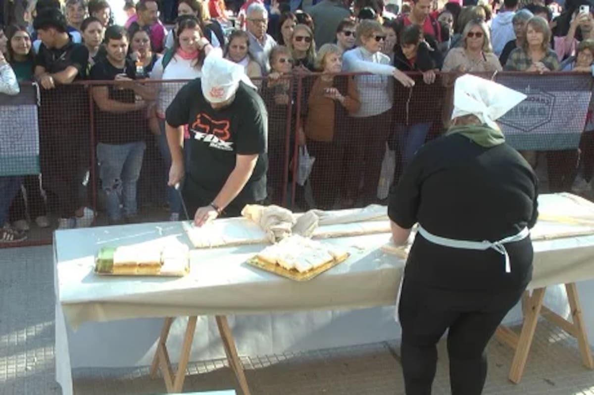 Fiesta Provincial de la Harina en Alberti con el sánguche de miga más grande del mundo