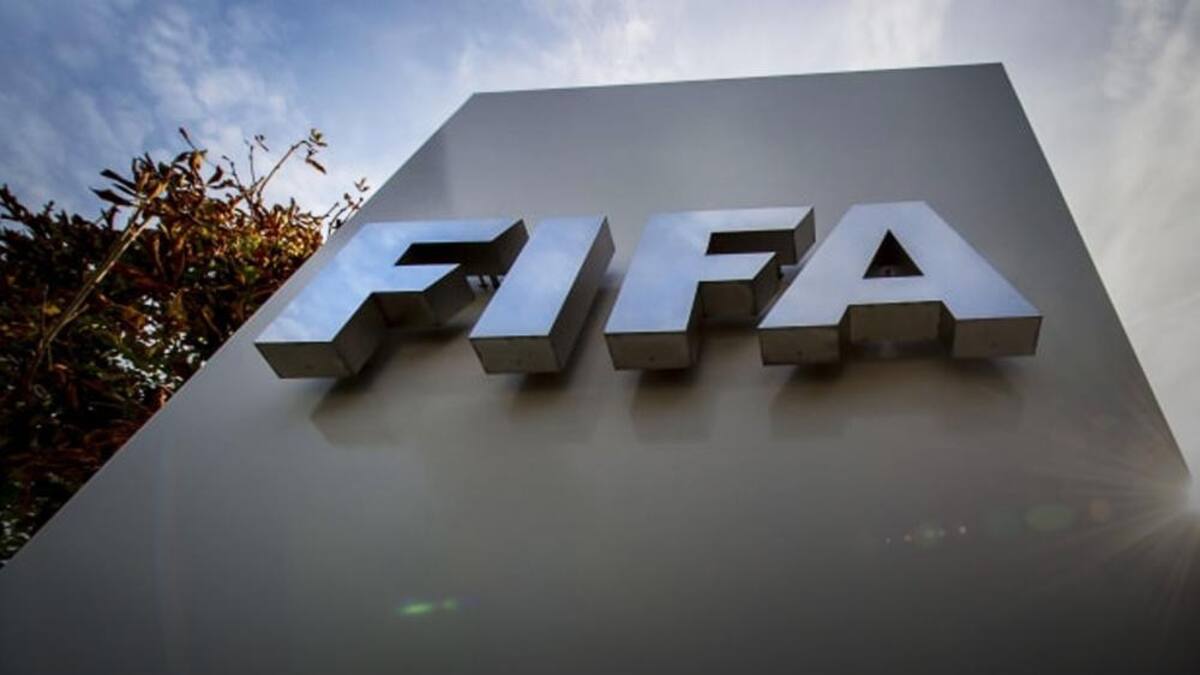 FIFA, fútbol internacional