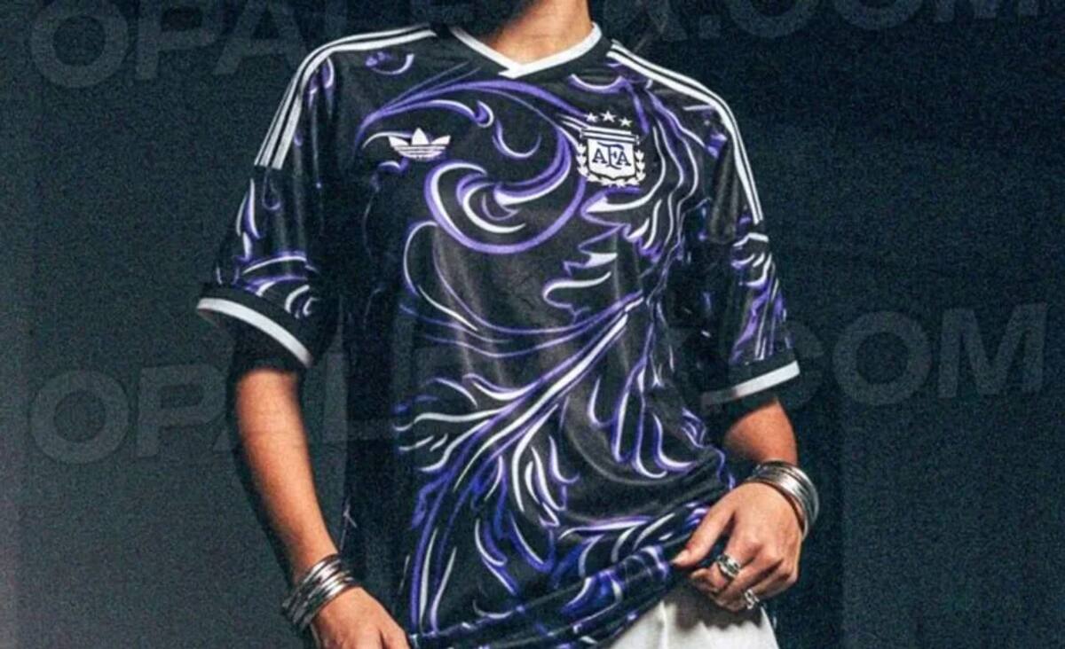 Filtración de la nueva camiseta alternativa de la Selección argentina.