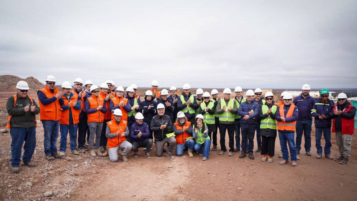 Flavia Royon, recorrió la Estación de Medición (EMED) del km 0 del Gasoducto Presidente Néstor Kirchner.
