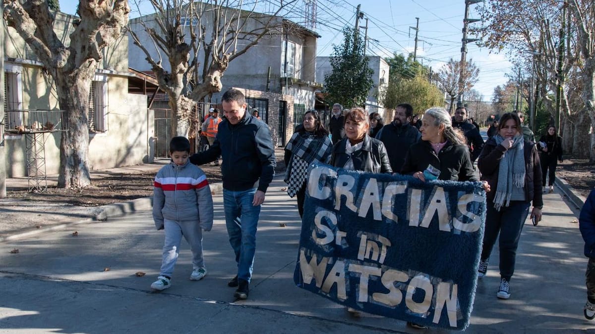 Florencio Varela: el nuevo asfalto de Río Juramento fue habilitado al tránsito y generó una vía conectiva en Villa Vatteone