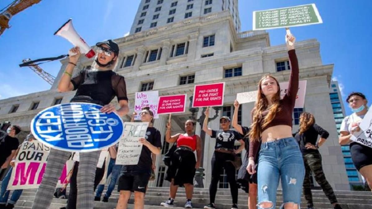 Florida aprueba un proyecto de ley que prohíbe el aborto después de las seis semanas de gestación. EFE