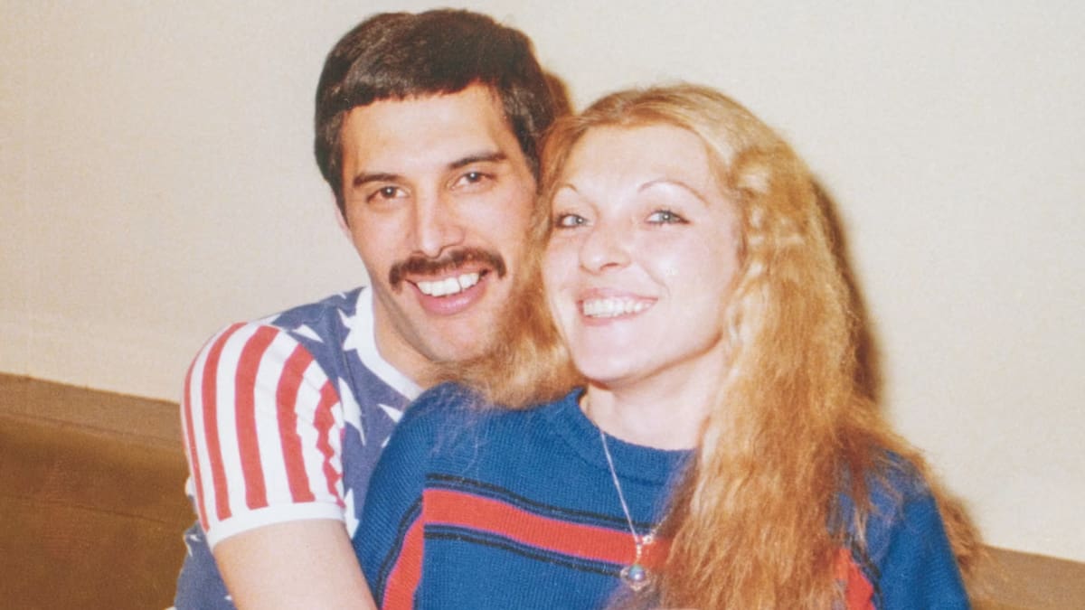 “Le compré dos Ferraris a mi ex”: Mary Austin habló por primera vez sobre la herencia que le dejó Freddie Mercury