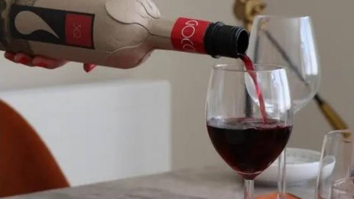 Frugalpac, botella de vino hecha de cartón reciclado