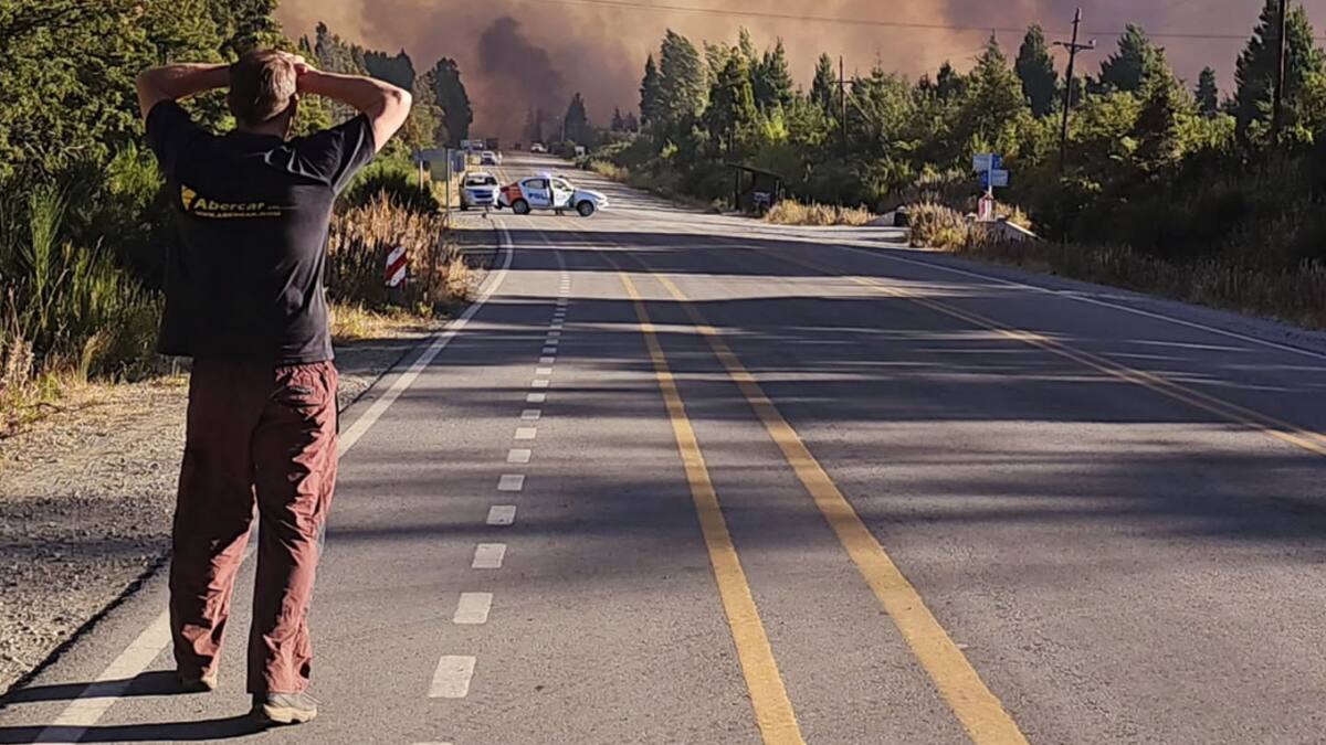 Fuerte incendio en El Bolsón. Foto: ElBolsónTrekking.