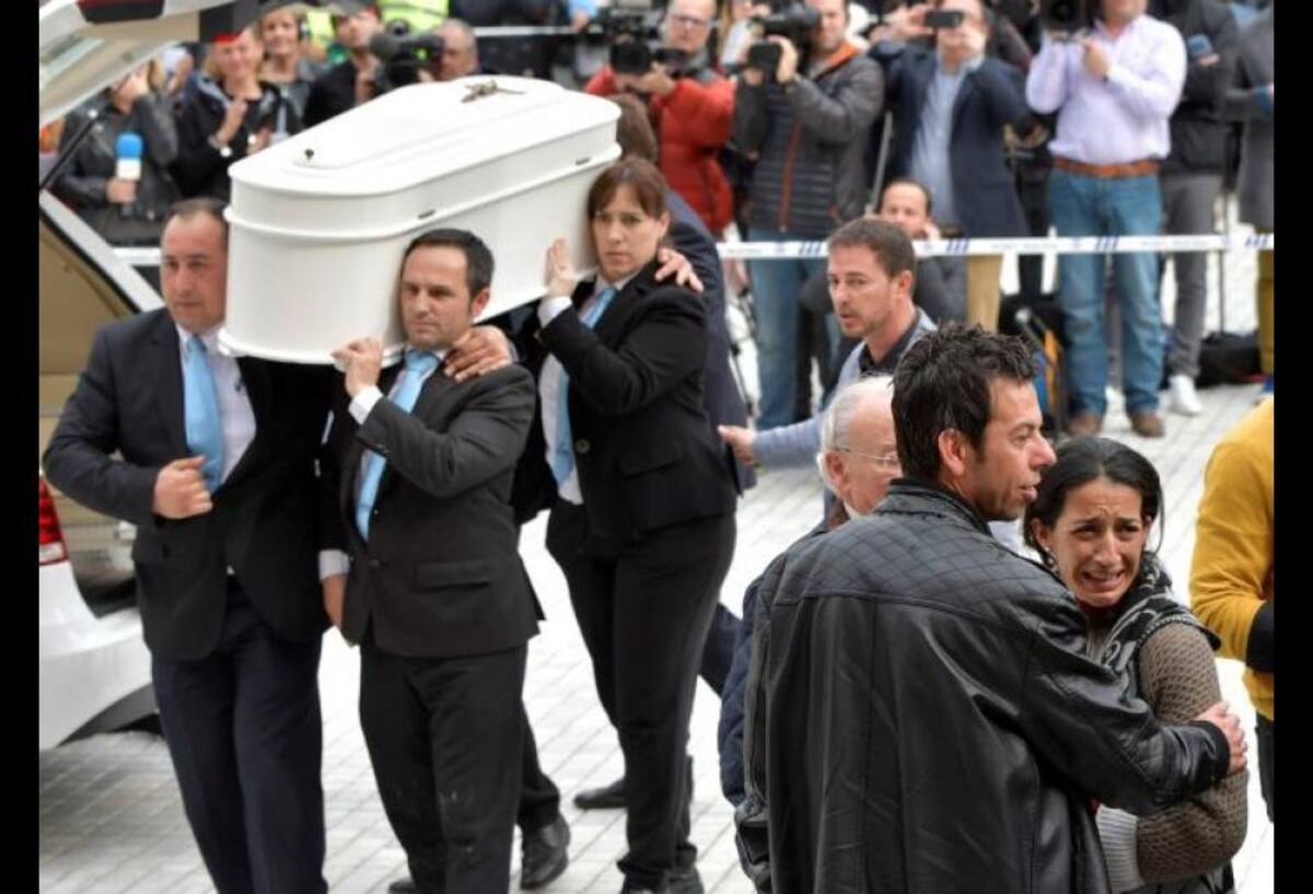 Funeral - Gabriel Cruz