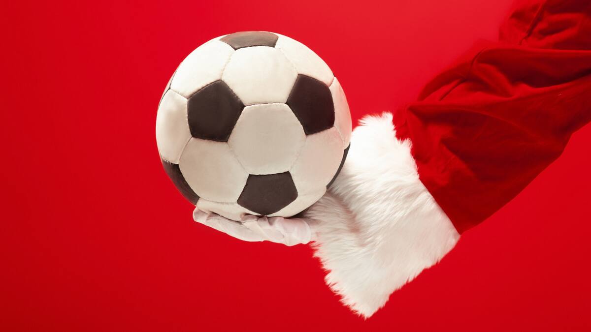 Fútbol y Navidad. Foto: Freepik