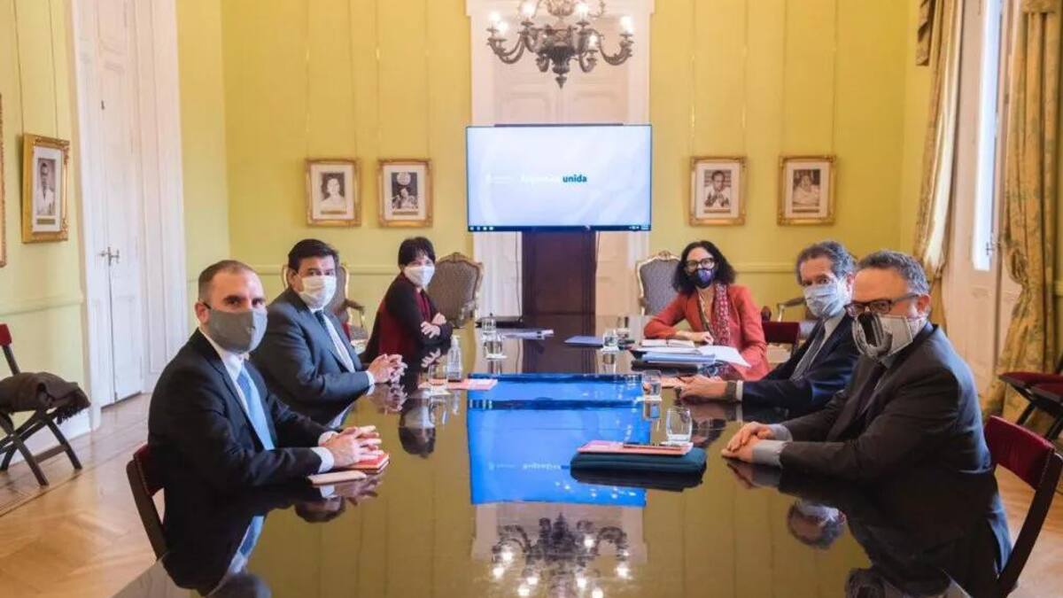 Gabinete, ATP Asistencia al Trabajo y la Producción, ministros de Economía, Desarrollo Productivo y Trabajo, Martín Guzmán, Matías Kulfas, y Claudio Moroni, titular AFIP, Mercedes Marcó del Pont; pte Banco Central, Miguel Ángel Pesce, Cecilia Todesca, NA