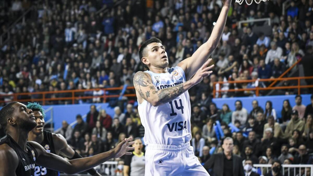 Gabriel Deck en la Selección de básquet.