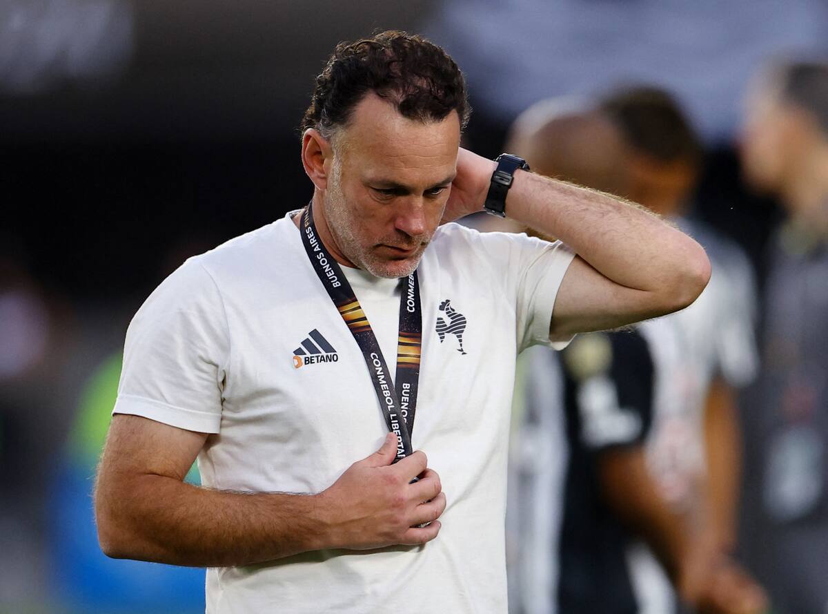 Gabriel Milito. Foto: REUTERS/Agustin Marcarian.