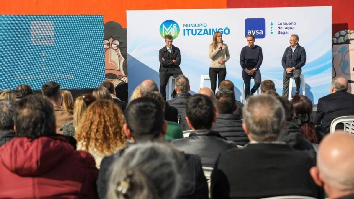 Galmarini, Katopodis, Cresto y Descalzo habilitaron red de agua potable en Ituzaingó