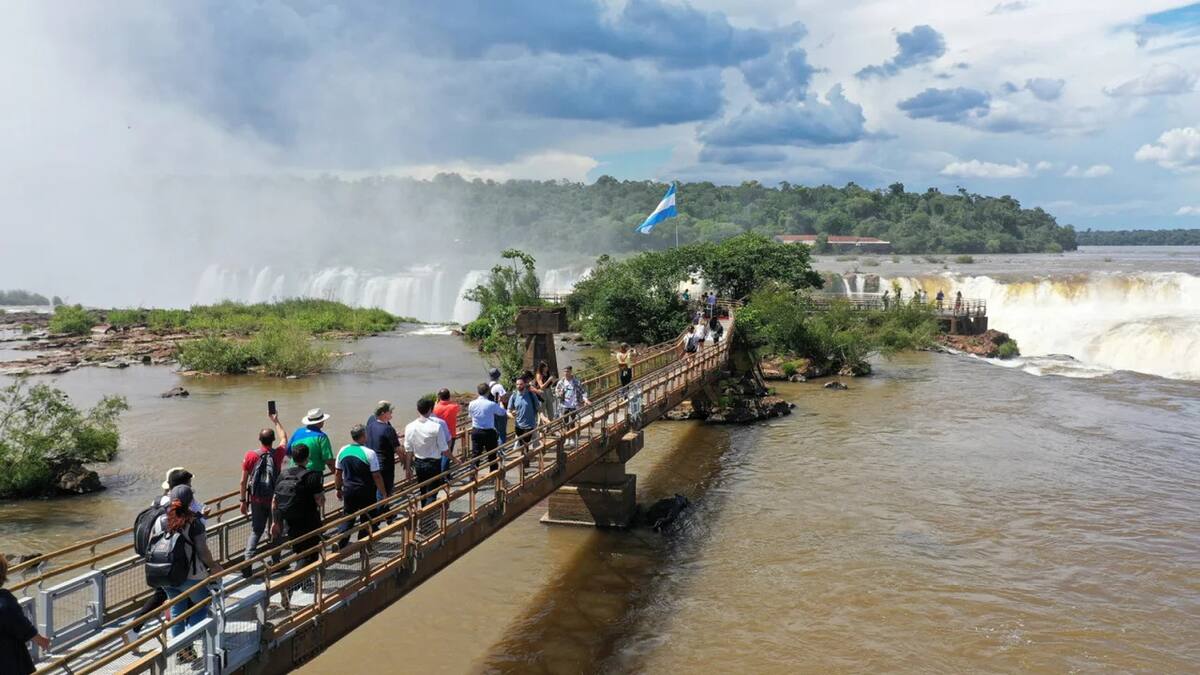 Vacaciones de invierno: la Garganta del Diablo reabrió sus puertas para disfrutar del majestuoso espectáculo natural
