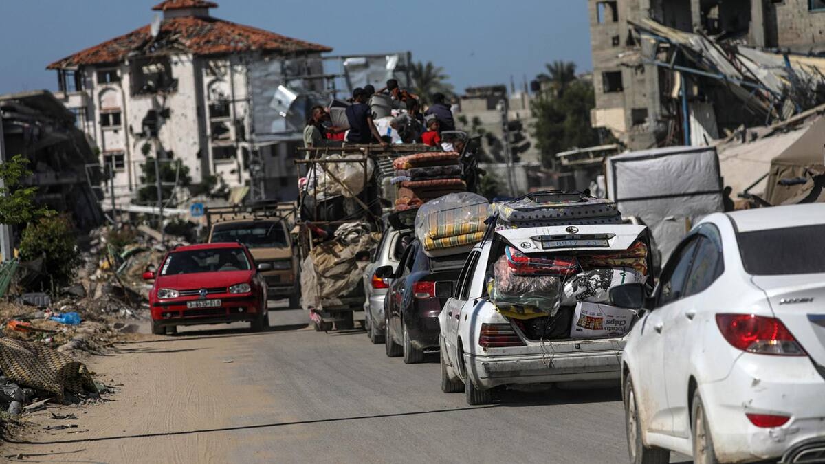 Gazatíes huyen de Rafah. Foto: EFE.