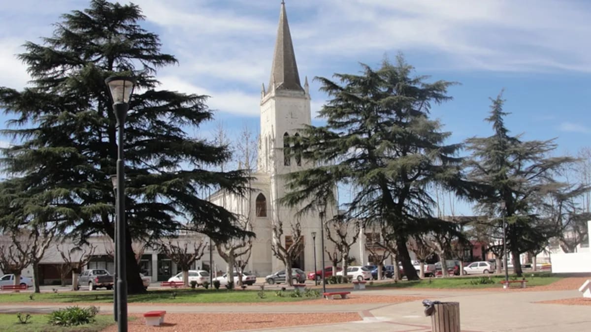 Ideal para el finde: cómo llegar a General Alvear, la ciudad que regalará asado de 10 vaquillonas a la reja y tendrá un show de Amar Azul