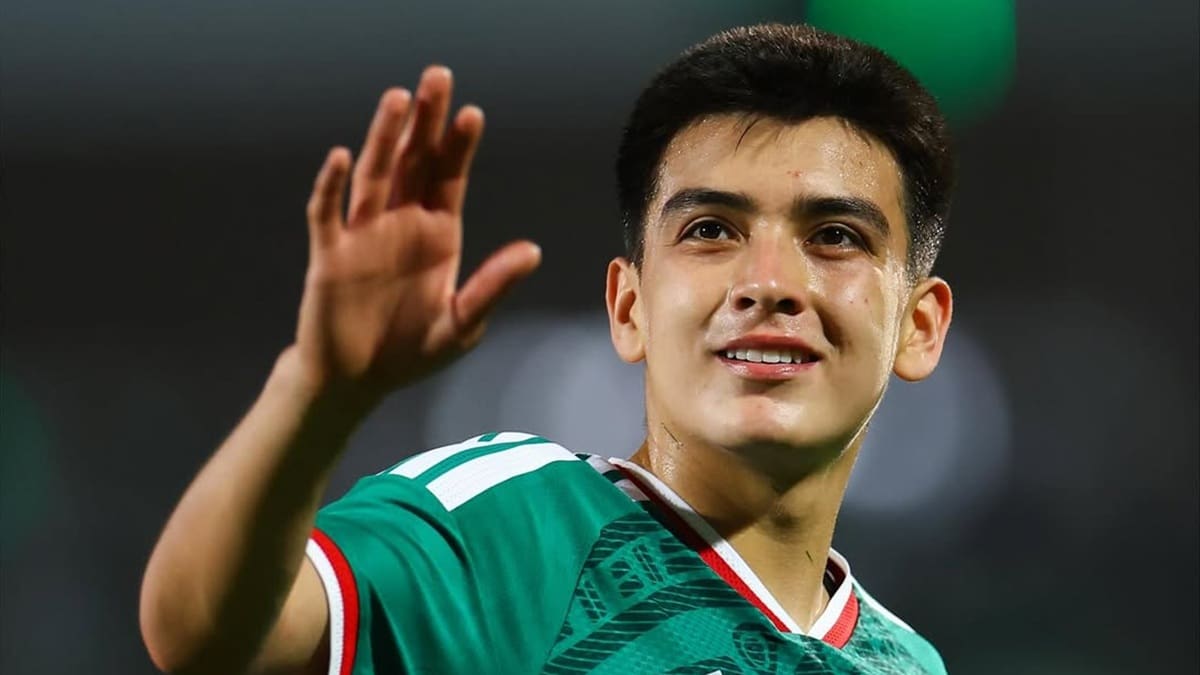 El futbolista más joven del Mundial 2026: quién es Gilberto Mora el mexicano de 17 años que promete hacer historia como Pelé