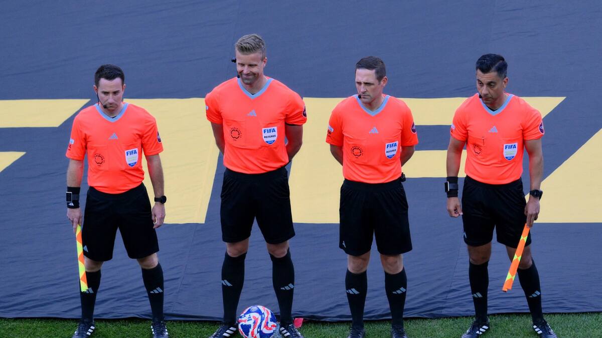 Glenn Nyberg, el árbitro de Boca vs Auckland City. Foto: Reuters/Steven Bisig