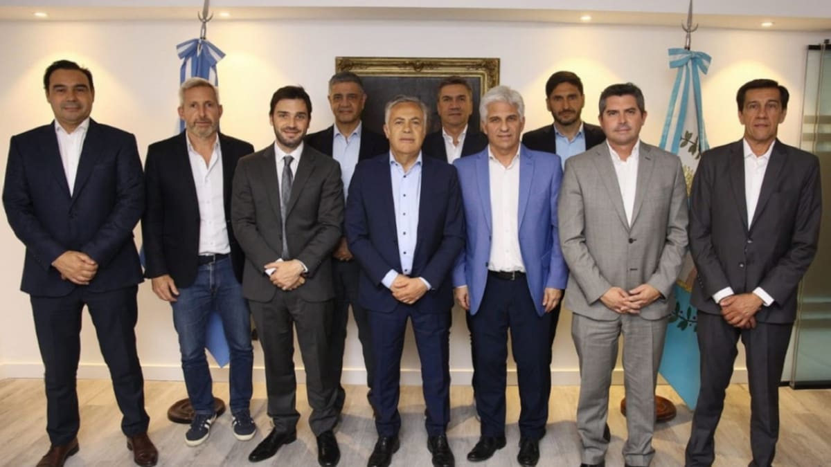 Gobernadores de Juntos por el Cambio respaldaron la Ley Bases y el paquete fiscal