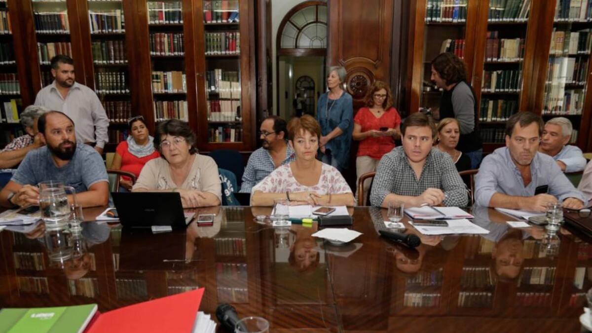 Gobierno bonaerense y el Frente de Unidad Docente (FUD), paritaria docente, NA
