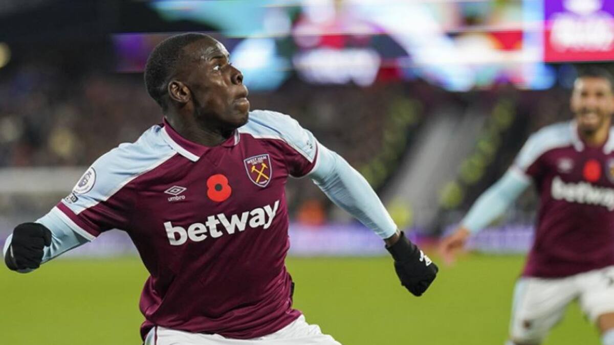 Gol de West Ham. Premier League, fútbol inglés, NA