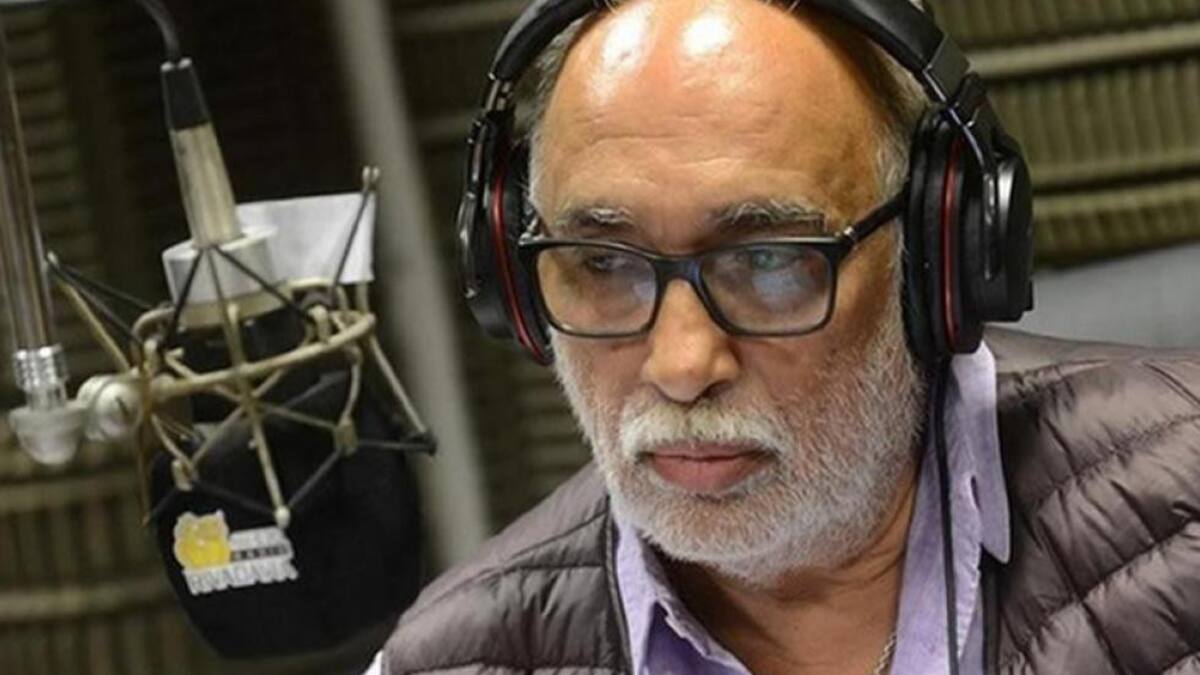 González Oro, locutor
