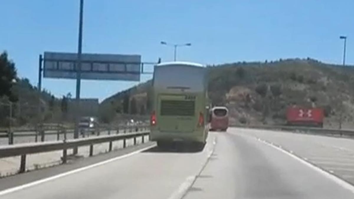 Graban a otro micro de Turbus a alta velocidad