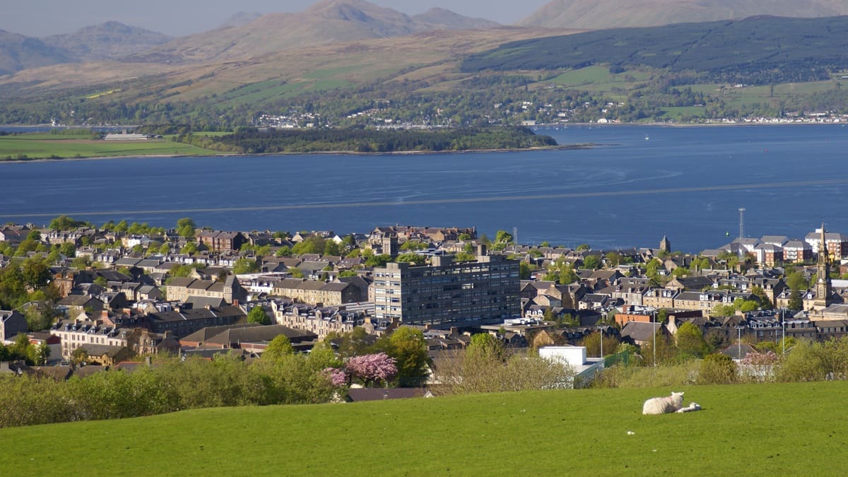 Greenock, la ciudad de Escocia que busca salvarse de la despoblación gracias a la inmigración