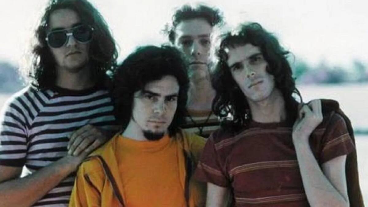 Grupo Almendra, música